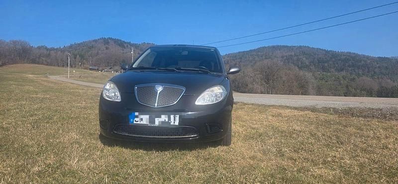 Gebraucht Lancia Ypsilon 95 PS (69 kW) 2007 Schwarz Kleinwagen