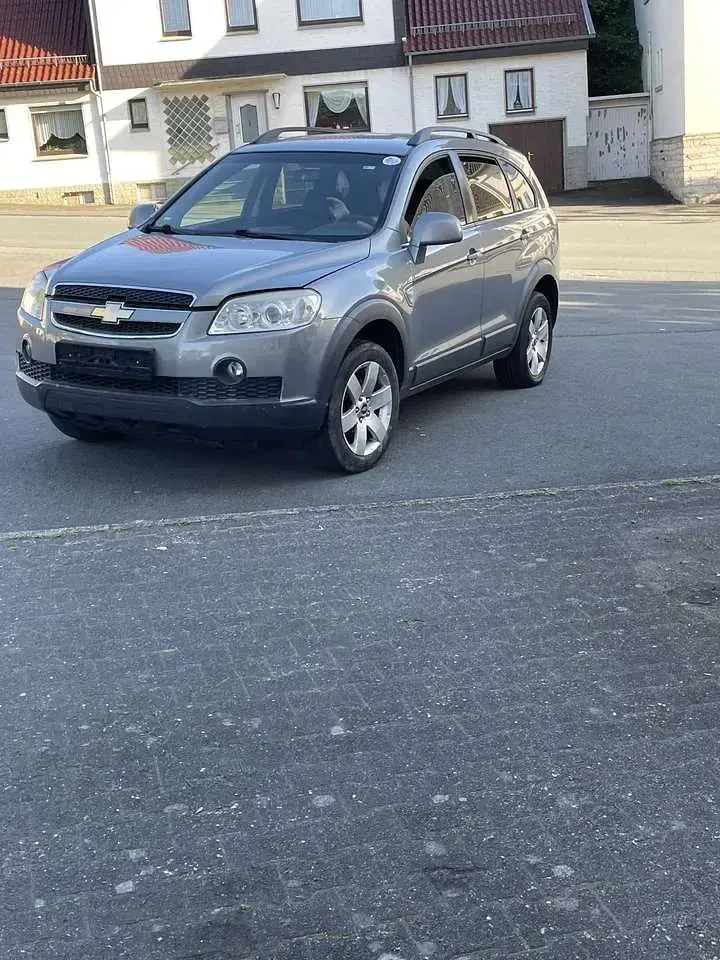 Gebraucht Chevrolet Captiva LS 150 PS (110 kW) 2010 Schwarz SUV