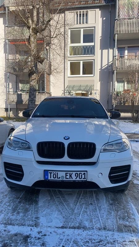 Weiß Gebraucht 2013 BMW X6 M50 SUV | 16.400 € (Fairer Preis) - Bild 1/4