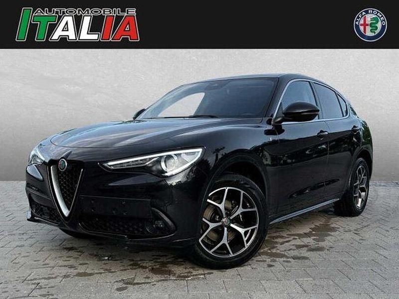 Schwarz Gebraucht 2021 Alfa Romeo Stelvio Lusso SUV | 36.190 € (Etwas zu teuer) - Bild 1/4