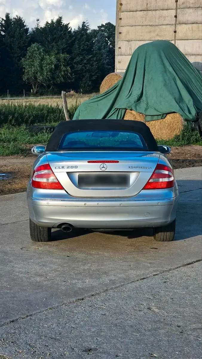 Gebraucht Mercedes CLK200 163 PS (119 kW) 2004 Silber Cabrio