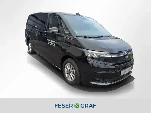 Deep black perleffekt Gebraucht 2024 VW Multivan Van / Kleinbus | 50.950 € (Superpreis) - Bild 1/4