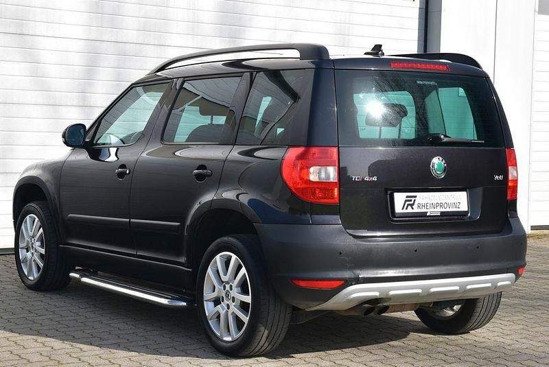 Gebraucht Skoda Yeti Plus Edition 140 PS (102 kW) 2010 Schwarz SUV