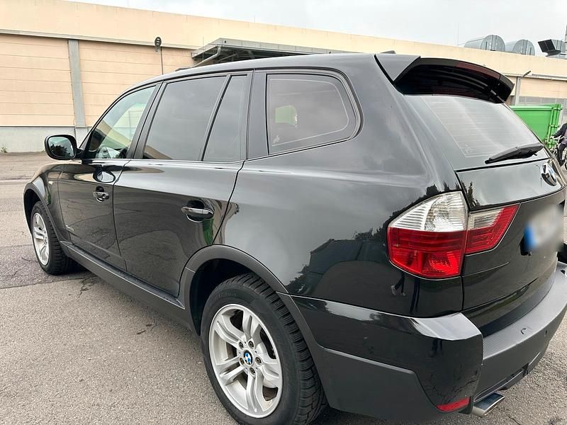 Gebraucht BMW X3 150 PS (110 kW) 2010 Schwarz SUV
