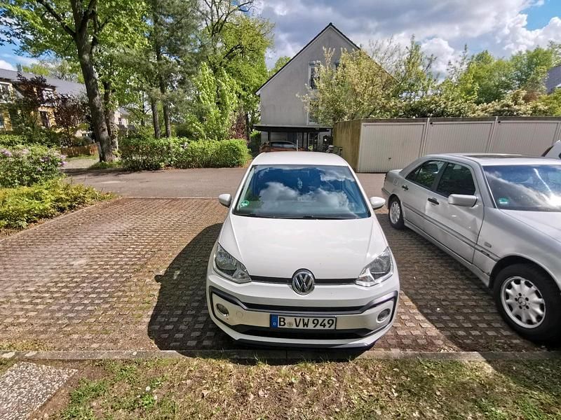 Gebraucht VW up! 90 PS (66 kW) 2017 Weiß Kleinwagen