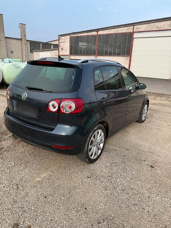 Gebraucht VW Golf Plus Cross 122 PS (89 kW) 2010 Blau Van / Kleinbus