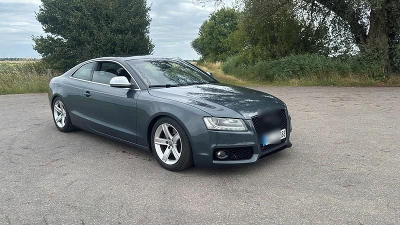 Grau Gebraucht 2007 Audi A5 S-Line Coupé | 6.500 € (Fairer Preis) - Bild 1/4