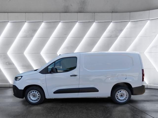 Neu Fiat Doblò 131 PS (96 kW) 2025 Weiss Van / Kleinbus
