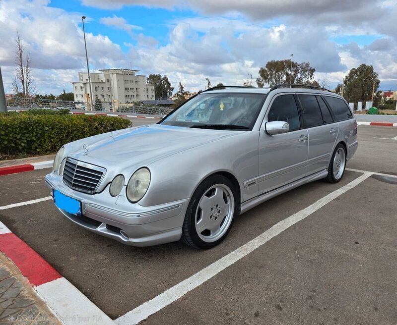 Silber Gebraucht 2001 Mercedes E55 AMG AMG Limousine | 19.000 € (Superpreis) - Bild 1/4