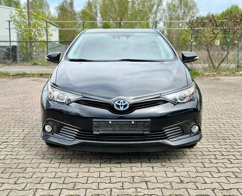 Schwarz Gebraucht 2019 Toyota Auris Hybrid Limousine | 14.300 € (Guter Preis) - Bild 1/4