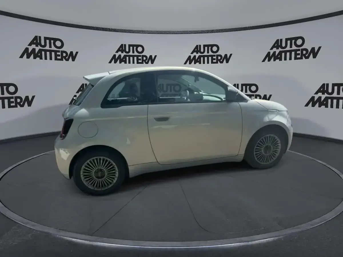 Neu Fiat 500 Comfort 65 PS (47 kW) 2026 Celestial blau Limousine