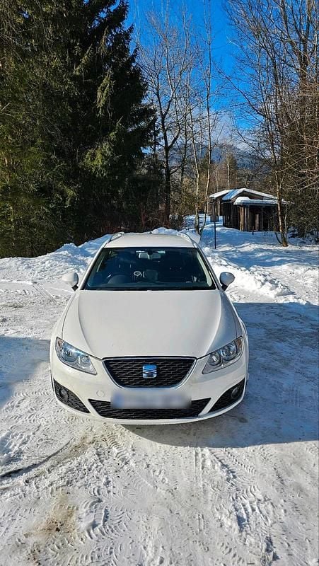 Weiß Gebraucht 2012 Seat Exeo Kombi | 2.600 € (Superpreis) - Bild 1/4