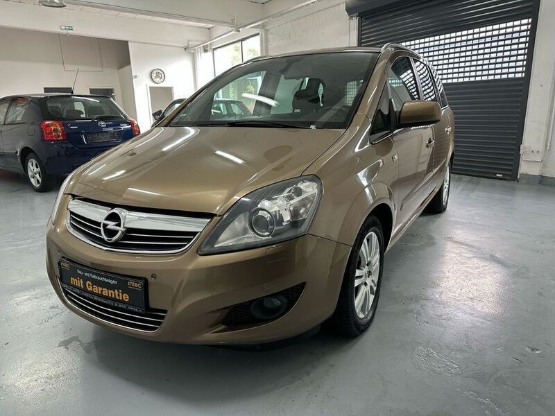 Gold Gebraucht 2013 Opel Zafira Van / Kleinbus | 6.500 € (Fairer Preis) - Bild 1/4