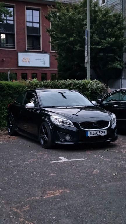 Schwarz Gebraucht 2011 Volvo C30 R-Design Kleinwagen | 8.550 € (Teuer) - Bild 1/3