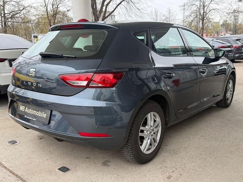 Gebraucht Seat Leon Style 116 PS (85 kW) 2019 Grau Limousine