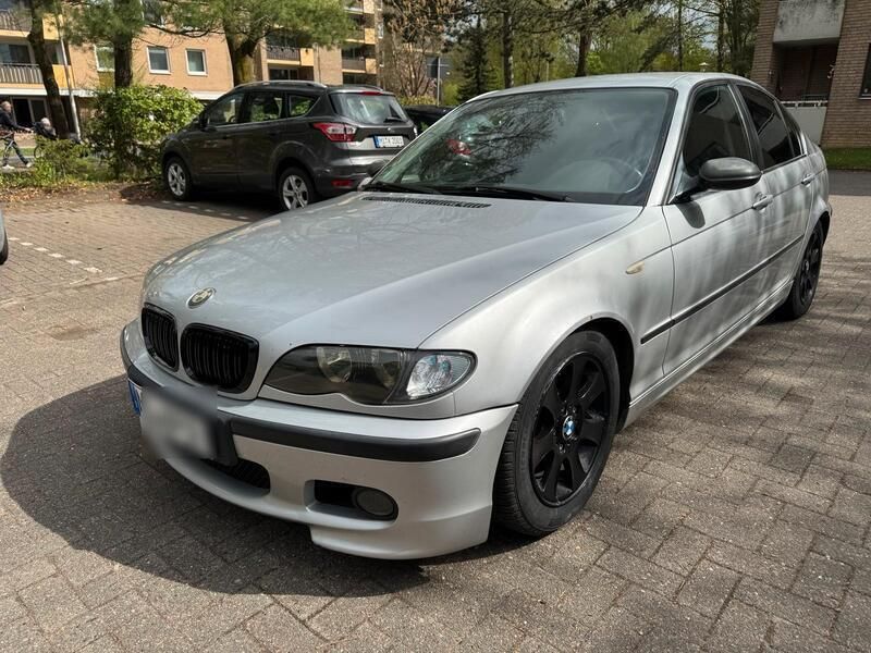 Silber Gebraucht 2002 BMW 320 Limousine | 1.690 € (Guter Preis) - Bild 1/4