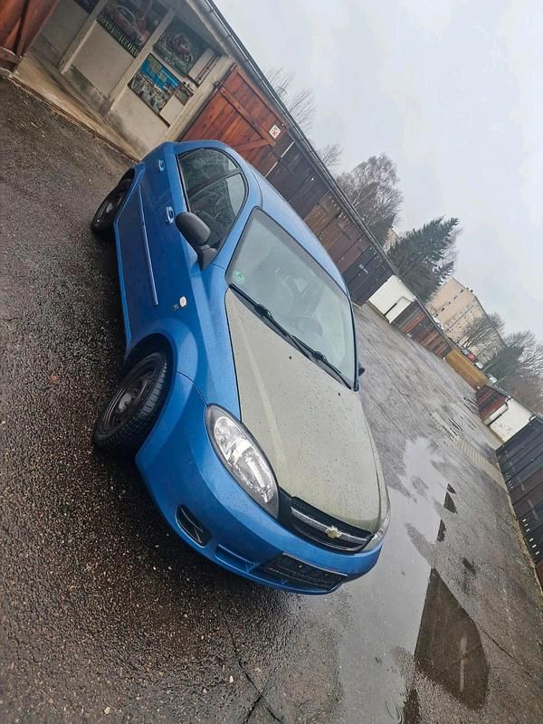 Gebraucht Chevrolet Lacetti 95 PS (69 kW) 2005 Blau Kleinwagen
