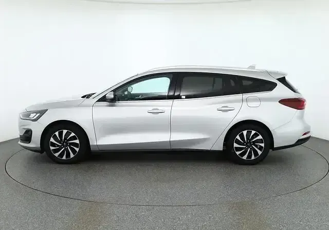 Gebraucht Ford Focus Titanium X 125 PS (91 kW) 2025 Lunarsilbermet. Kombi