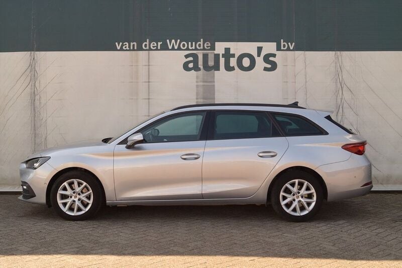 Gebraucht Seat Leon Style 116 PS (85 kW) 2022 Silber Limousine