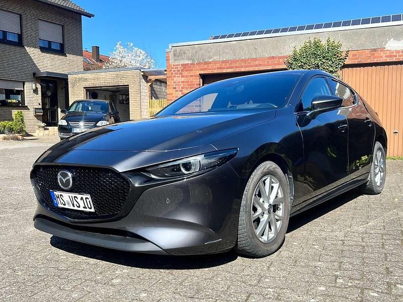 Używany Mazda 3 Selection 179 KM (131 kW) 2019 Sedan/Limuzyna