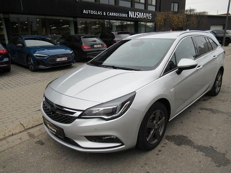 Silber Gebraucht 2017 Opel Astra Dynamic Kombi | 8.400 € (Superpreis) - Bild 1/4