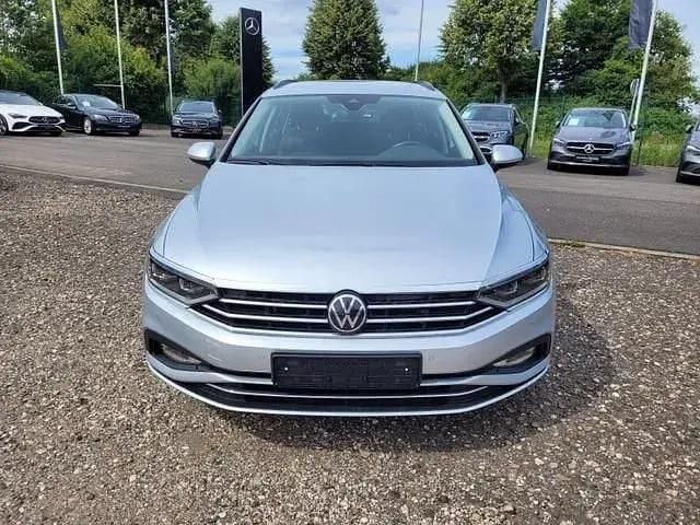 Second-hand VW Passat Business 150 CP (110 kW) 2021 Argintiu Break