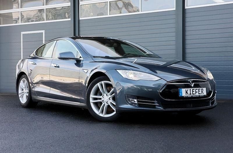 Gebraucht Tesla Model S 309 kW (421 PS) 2015 Grau Kleinwagen