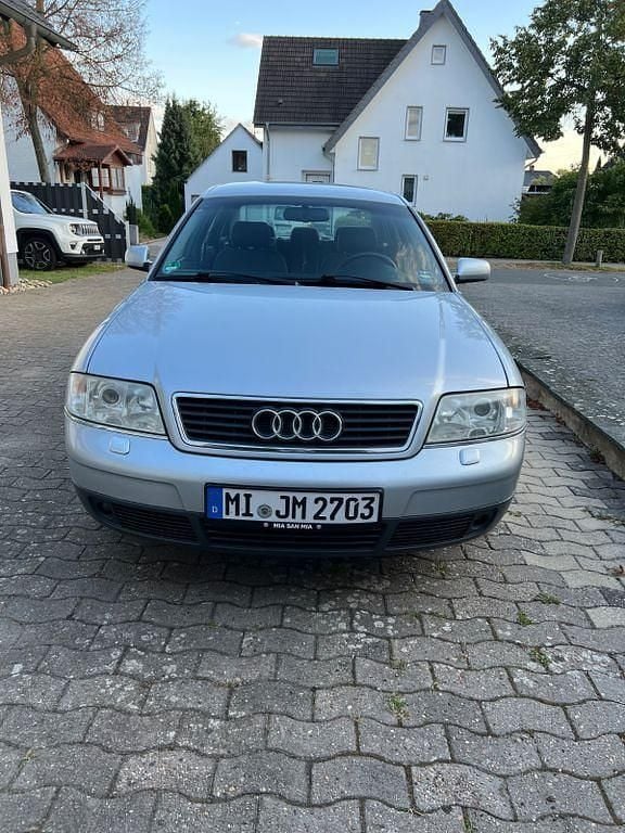 Silber Gebraucht 1998 Audi A6 Limousine | 1.700 € (Superpreis) - Bild 1/4