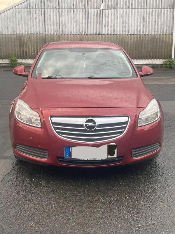Rot Gebraucht 2009 Opel Insignia Limousine | 2.650 € (Superpreis) - Bild 1/4