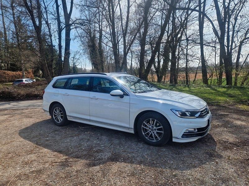 Gebraucht VW Passat R-line 150 PS (110 kW) 2018 Weiß Kombi