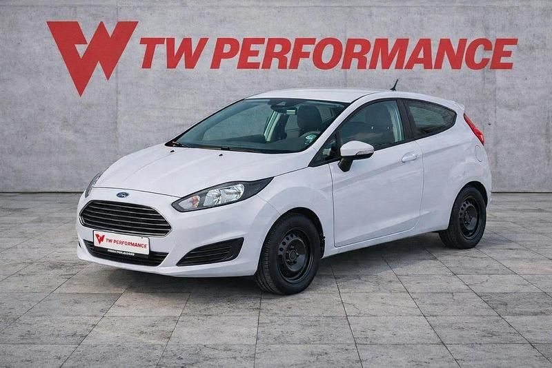Gebraucht Ford Fiesta Trend 60 PS (44 kW) 2013 Weiß Kleinwagen