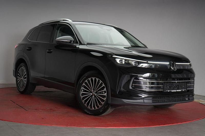 Schwarz Gebraucht 2025 VW Tiguan Elegance SUV | 37.950 € (Fairer Preis) - Bild 1/4