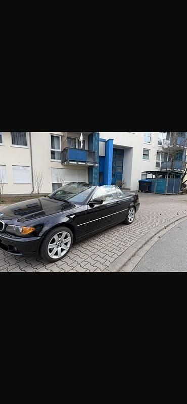Gebraucht BMW 318 Cabriolet 143 PS (105 kW) 2004 Schwarz Cabrio
