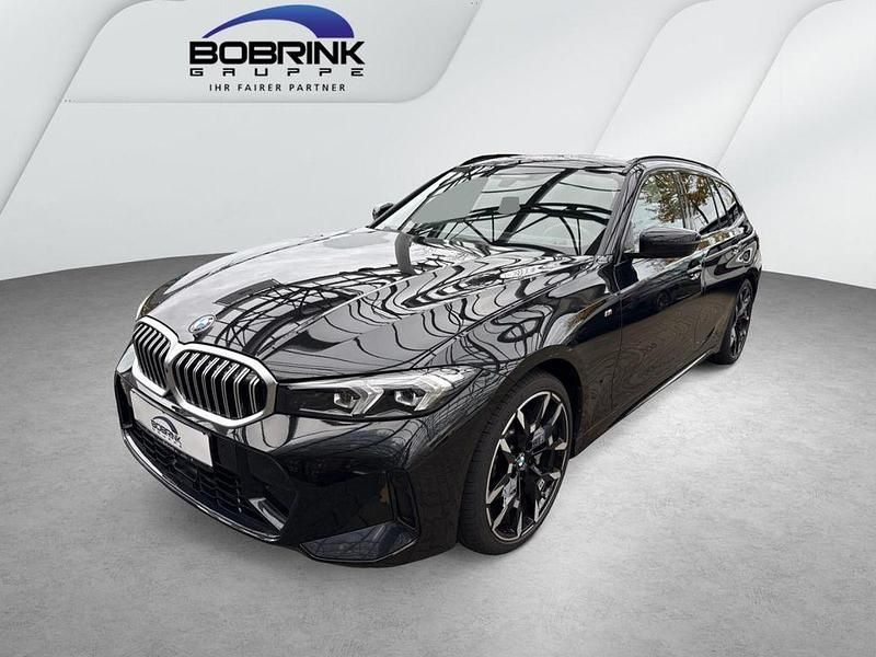 Schwarz Gebraucht 2024 BMW 330 Shadowline Kombi | 52.520 € (Etwas zu teuer) - Bild 1/4