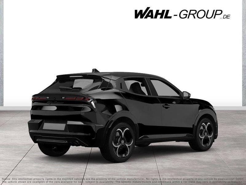 Neu Alfa Romeo Junior Edizione Speciale 136 PS (100 kW) 2025 Schwarz SUV