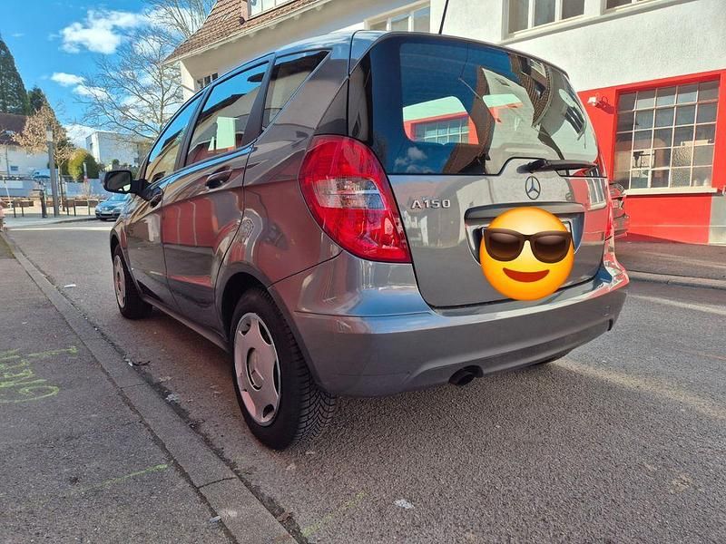 Gebraucht Mercedes A150 95 PS (69 kW) 2009 Grau Van / Kleinbus