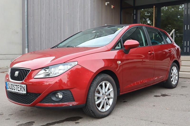 Rot Gebraucht 2013 Seat Ibiza ST Style Kombi | 5.490 € (Guter Preis) - Bild 1/4