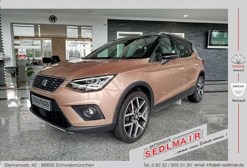 Cuarzo rosa perl Gebraucht 2018 Seat Arona Beats SUV | 13.980 € (Fairer Preis) - Bild 1/4