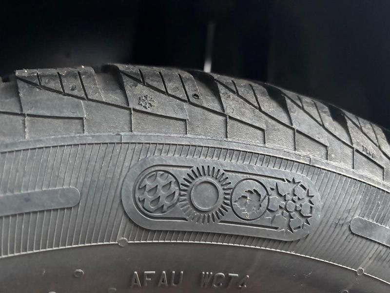 Gebraucht Skoda Fabia 60 PS (44 kW) 2009 Schwarz Limousine