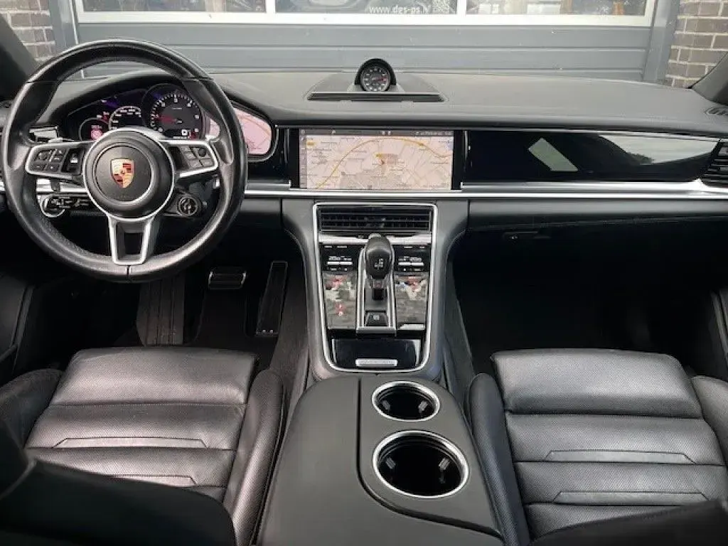 Occasion Porsche Panamera 421 ch (309 kW) 2017 Gris Berline