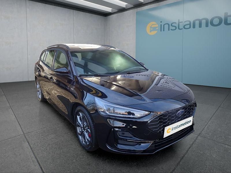 Neu Ford Focus ST-Line X 155 PS (114 kW) 2025 Schwarz Kombi