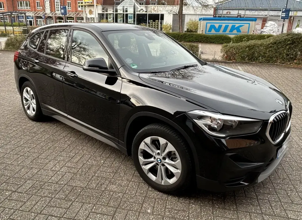 Second-hand BMW X1 2021 Negru SUV