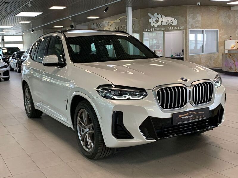 Mineralweiss metallic Gebraucht 2022 BMW X3 M Sport SUV | 37.990 € (Fairer Preis) - Bild 1/4