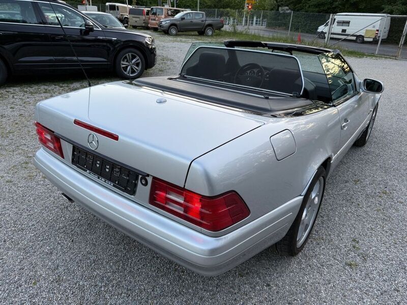 Gebraucht Mercedes SL320 Edition 224 PS (164 kW) 2001 Silber Cabrio