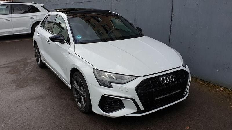 Gebraucht Audi A3 S-Line 245 PS (180 kW) 2022 Weiß Limousine