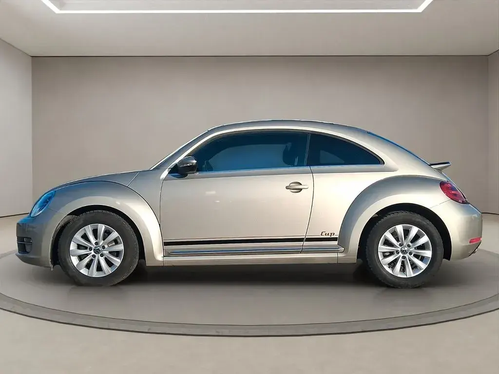 Gebraucht VW Beetle Cup 105 PS (77 kW) 2014 Silber Kleinwagen