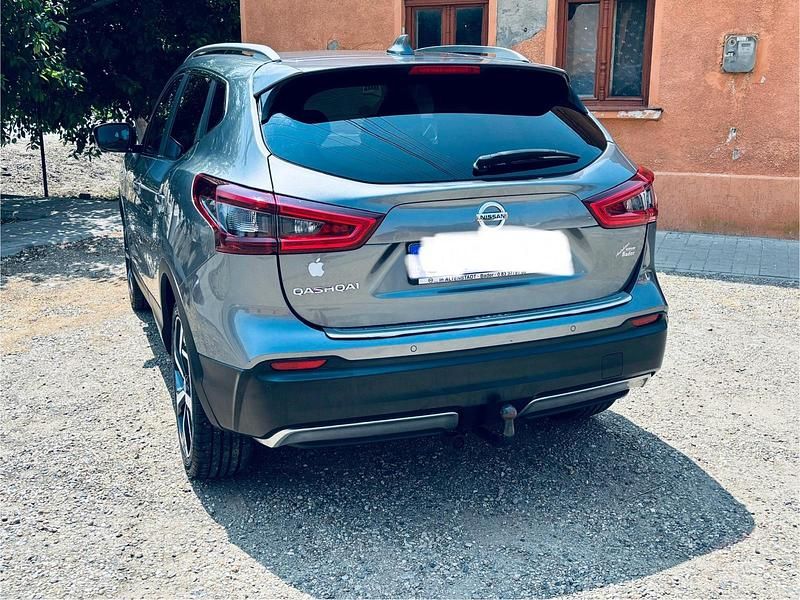 Gebraucht Nissan Qashqai Tekna+ 131 PS (96 kW) 2017 Grau SUV