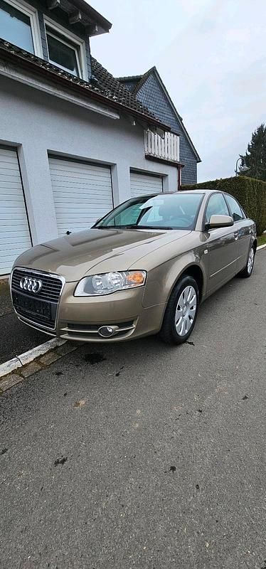Gold Gebraucht 2007 Audi A4 Limousine | 4.350 € (Teuer) - Bild 1/4