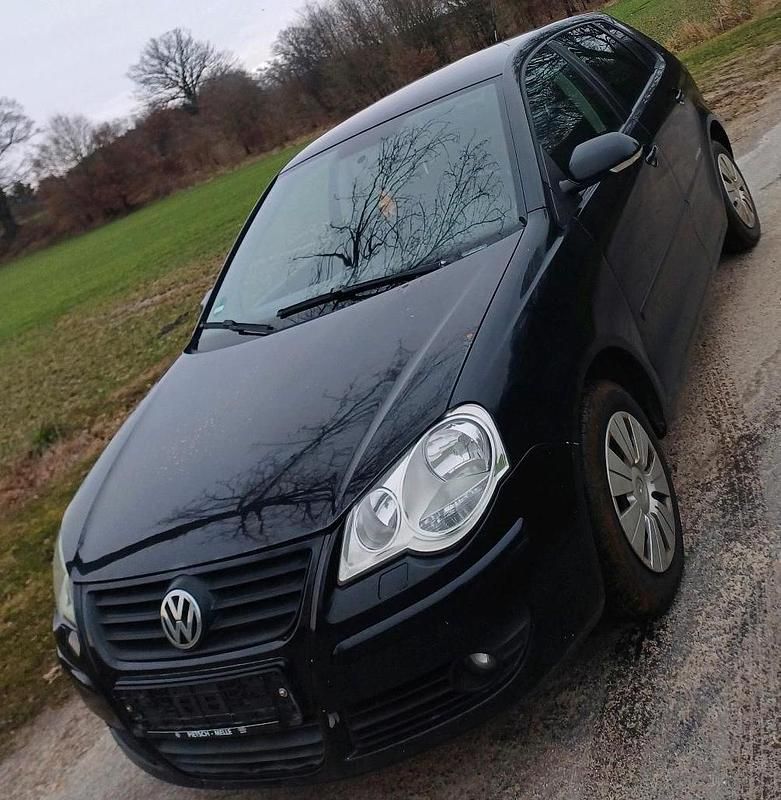 Gebraucht VW Polo 70 PS (51 kW) 2009 Schwarz Kleinwagen