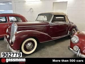 Rot Gebraucht 1955 Mercedes 220 Cabrio | 129.000 € - Bild 1/4